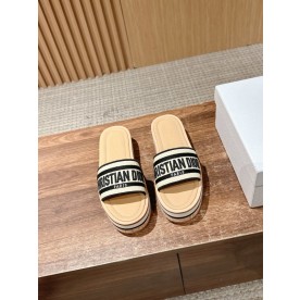 [디올] 신상 슬리퍼