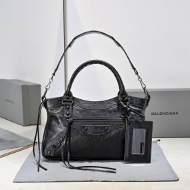 [발렌시아가] LE CITY 파우치 체인 숄더백