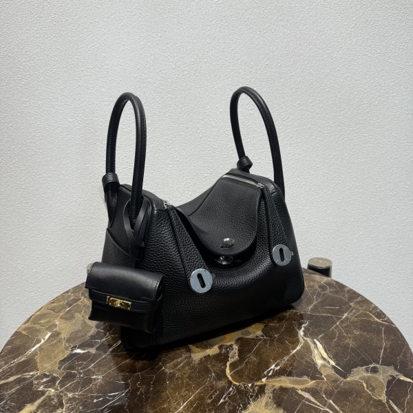 실사 [에르메스] 클레망스 린디 26cm HERMES LINDY26