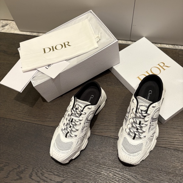 [디올] 신상 스니커즈 Dior CHRONO Sneakers