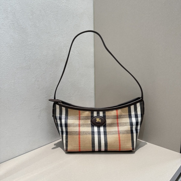 [버버리] 하이랜드 숄더백