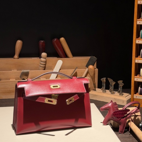 {에르메스} 복스 켈리 포쉐트 Kelly Pochette