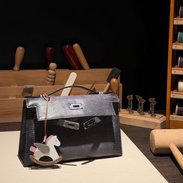 [에르메스] 리자드 켈리 포쉐트 Lizard Kelly Pochette