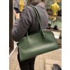 [더로우] 마고 숄더백 12 THE ROW EW Margaux 12 Shoulder bag (새들 가죽)