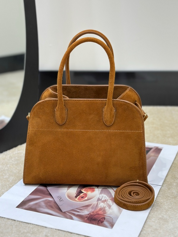 [더로우] 마고백 10 THE ROW Margaux bag 10 (스웨이드 가죽)