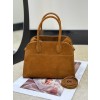 [더로우] 마고백 10 THE ROW Margaux bag 10 (스웨이드 가죽)