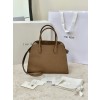 [더로우] 마고백 12 THE ROW Margaux bag 12 (새들 가죽)